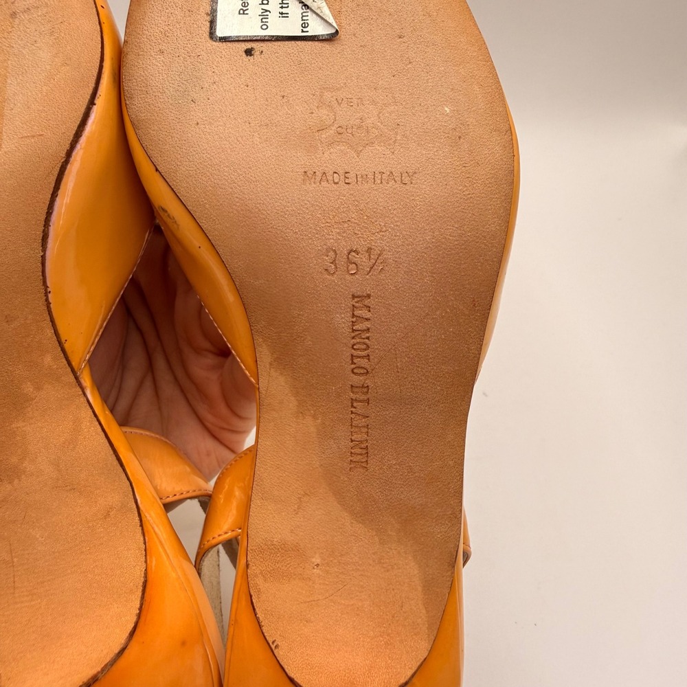 Manolo Blahnik Carolyne Orange Patent Leather Slingback Kitten Heels Size 36.5 - Picture 11 of 13